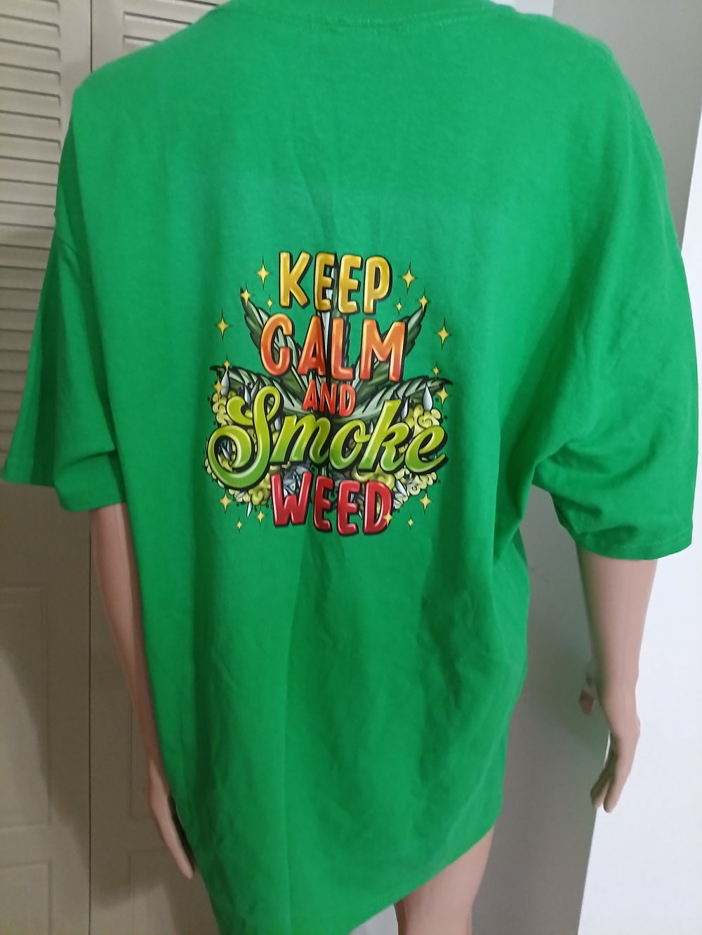 Gildan Green "Keep Calm and Smoke Weed" Graphic Tee